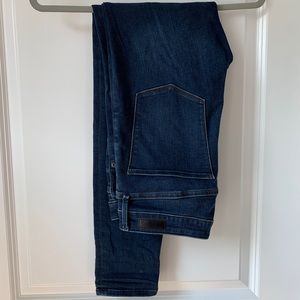 Abercrombie & Fitch | High Rise Jeans